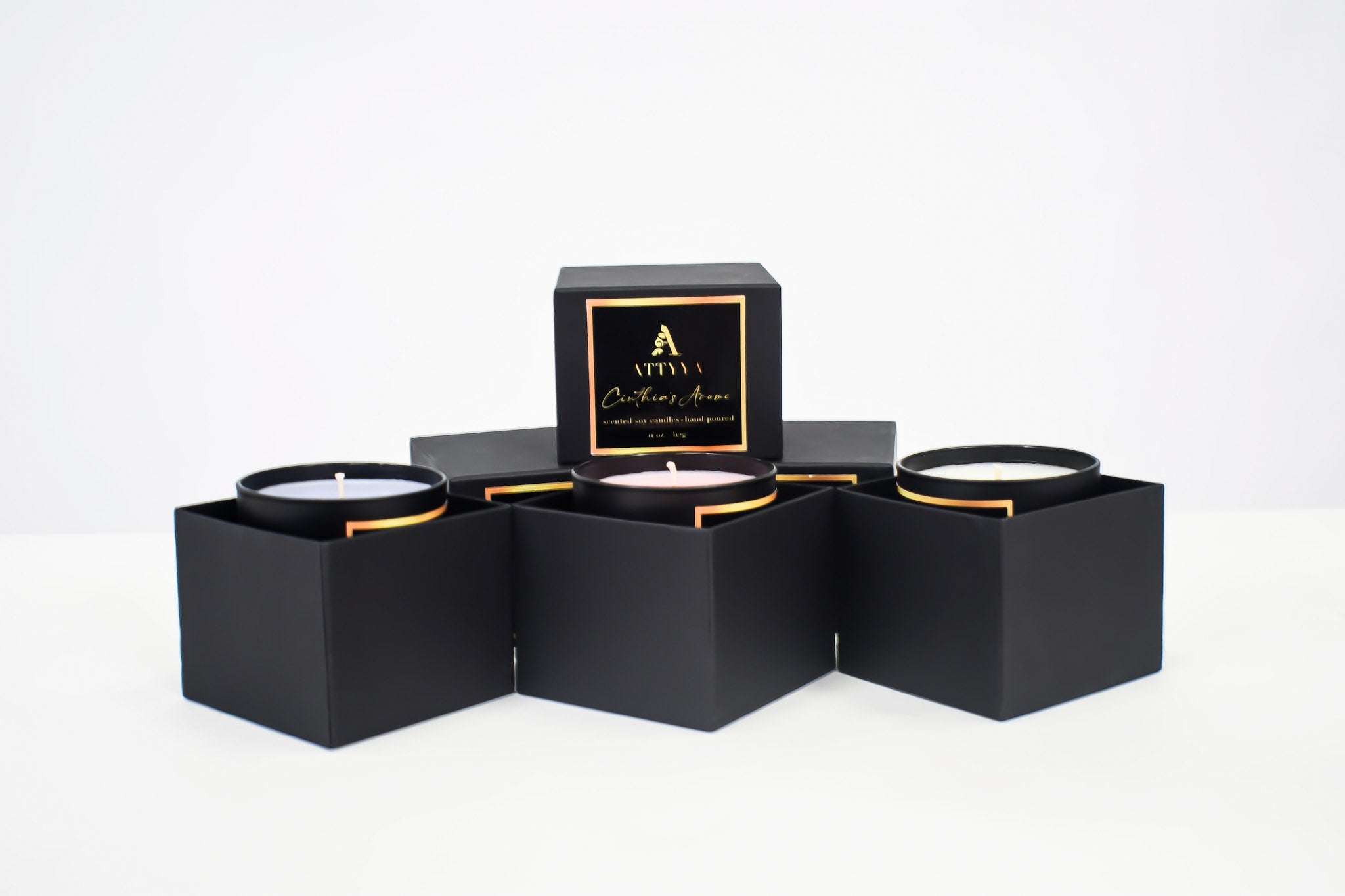 CINTHIA'S AROME SCENTED SOY CANDLE